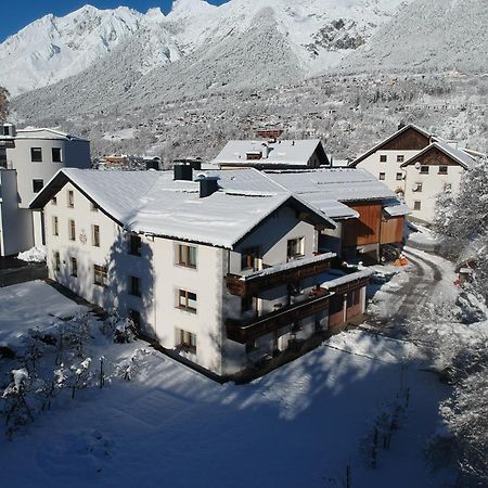Landhaus Zangerl - Kobelerhof Landeck Eksteriør billede